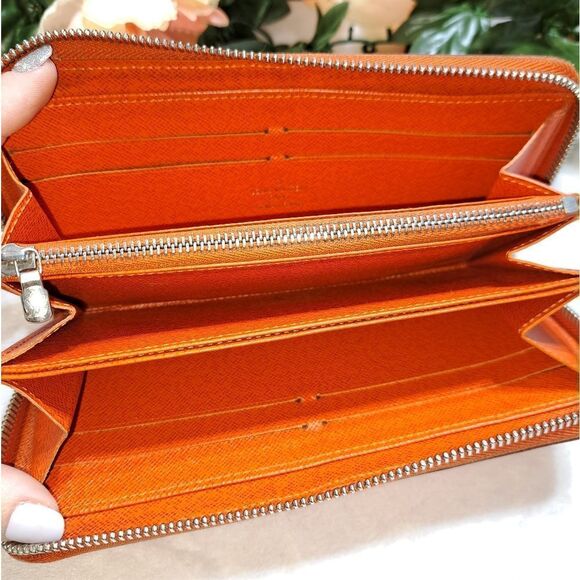 Authentic Louis Vuitton Epi Zippy Wallet with Dust Bag - Picture 11 of 17